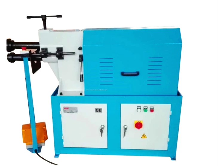 Hydraulický obráběcí stroj na tváření přírub a automatická hlava oválné nádrže na trubky